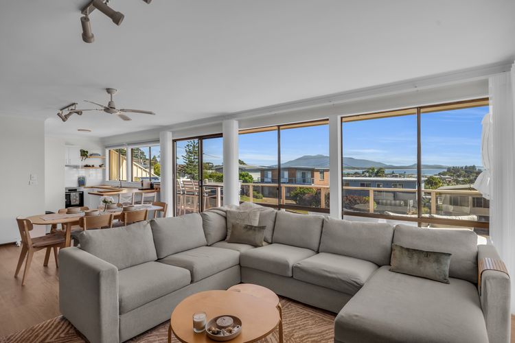 SEA GAZZA – Welsh Street, 12