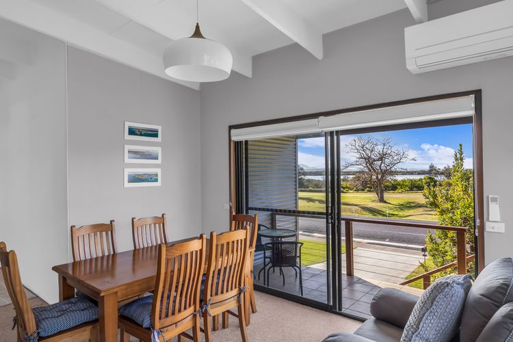 Lamont House Bermagui – Lamont Street 104