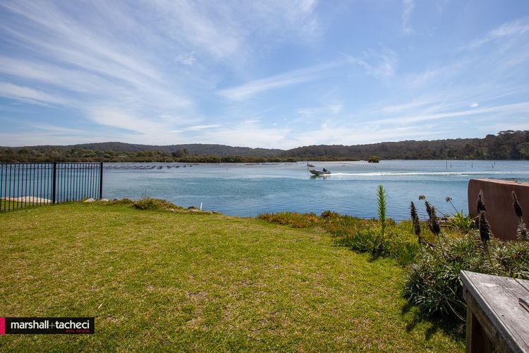 BERMAGUI RIVER VIEW – Unit 1/1 Lindo Street 3 bdrm Villa