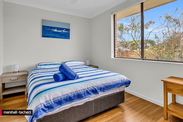 BERMAGUI RIVER VIEW – Unit 1/1 Lindo Street 3 bdrm Villa