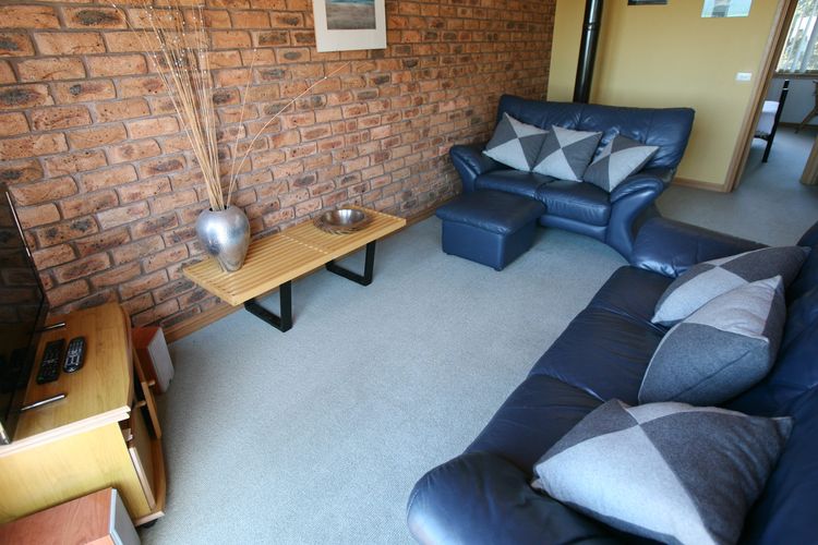 BREAKWATER 1 – 1 Narira Street-  Beachfront Bermagui