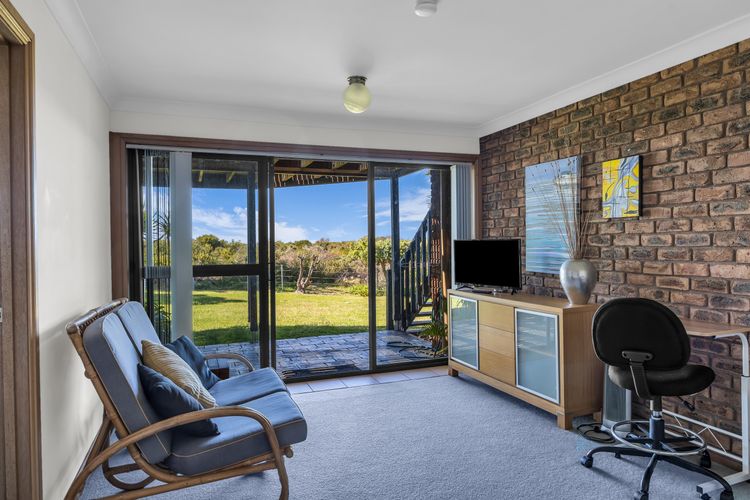 Breakwater 1 – Narira Street 1