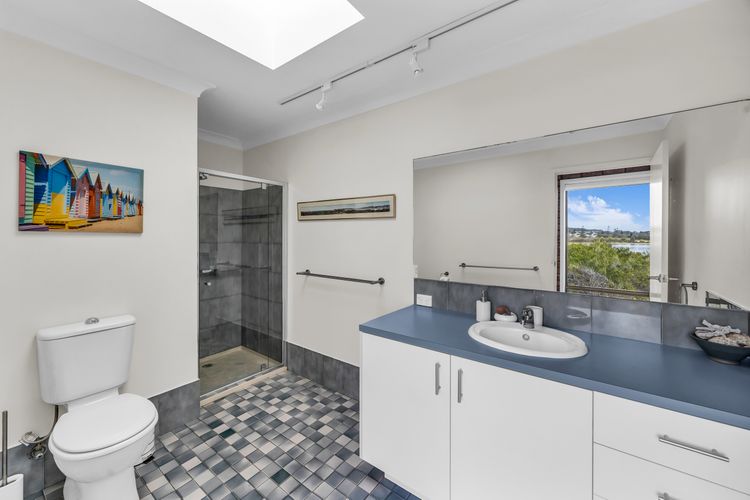 Breakwater 4 – Narira Street 1