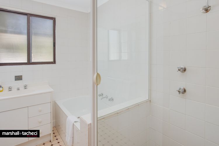 CUTTAGEE BEACH COTTAGE 1