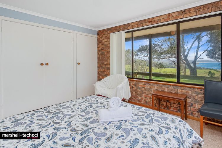 CUTTAGEE BEACH COTTAGE 1