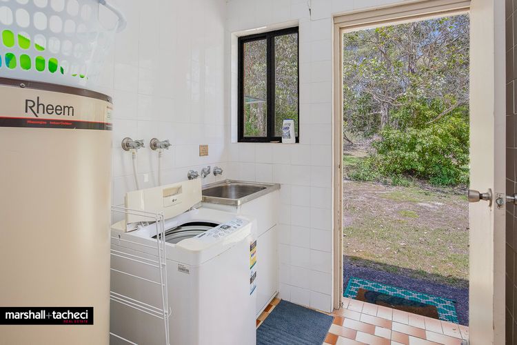 CUTTAGEE BEACH COTTAGE 3