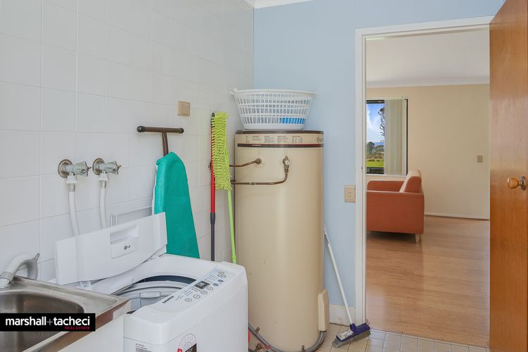 CUTTAGEE BEACH COTTAGE 5