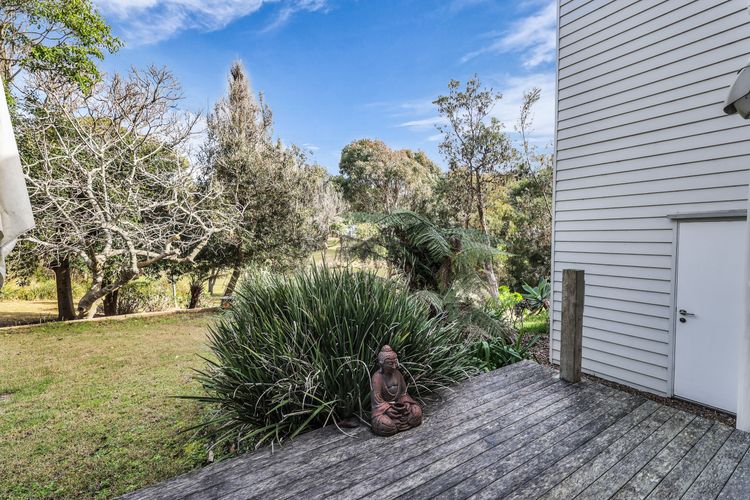 Cuttagee Views – Cuttagee Beach Road 22