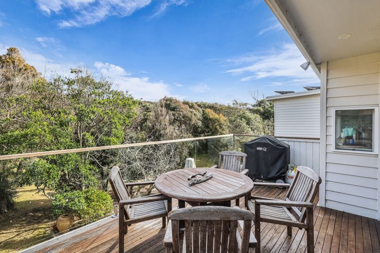 Cuttagee Views – Cuttagee Beach Road 22