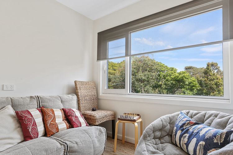 CUTTAGEE VIEWS: 22 Cuttagee Beach Rd- Luxury, ocean, beach front