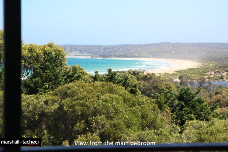 ADELONG: Secluded Beach house- Linen provided Bermagui