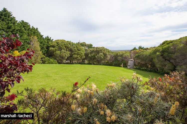 ADELONG: Secluded Beach house- Linen provided Bermagui