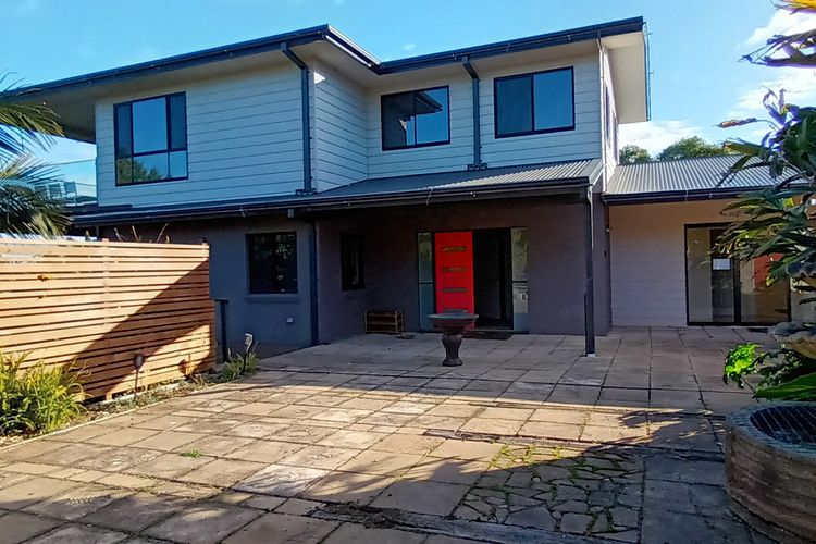 ADELONG: Secluded Beach house- Linen provided Bermagui