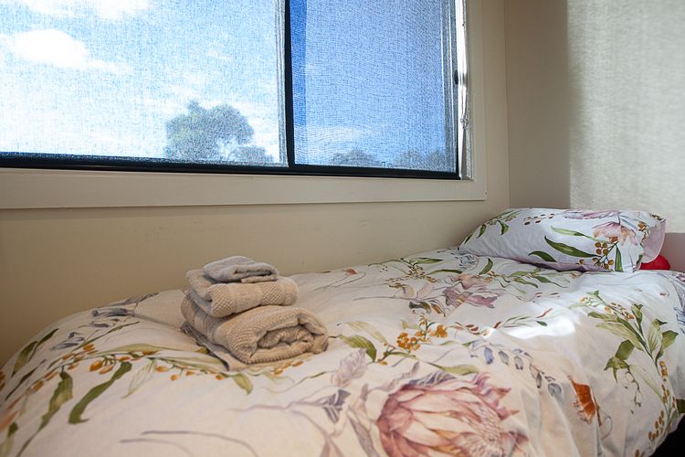 ADELONG: Secluded Beach house- Linen provided Bermagui