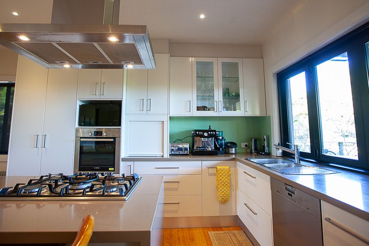 ADELONG: Secluded Beach house- Linen provided Bermagui