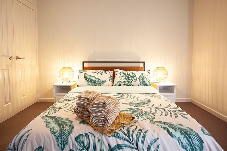 ADELONG: Secluded Beach house- Linen provided Bermagui