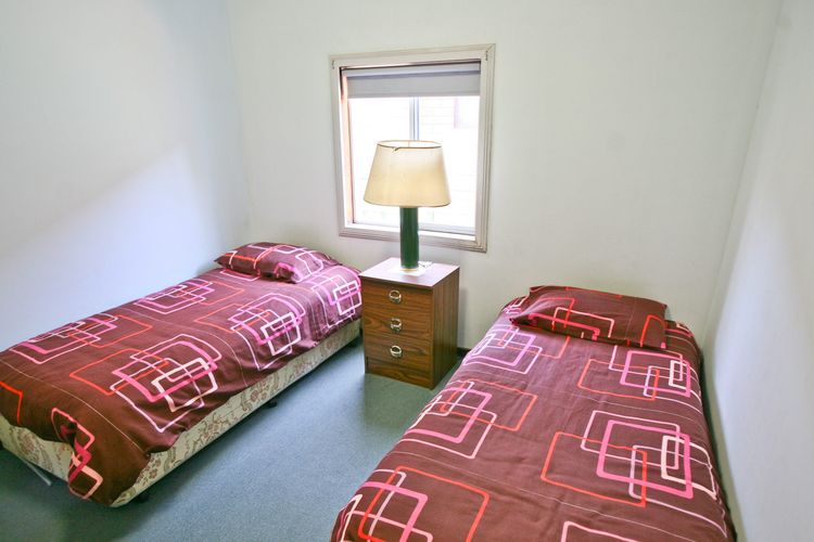 FISHERMAN’S CABIN: 11 Mill Street Affordable, fishing friendly