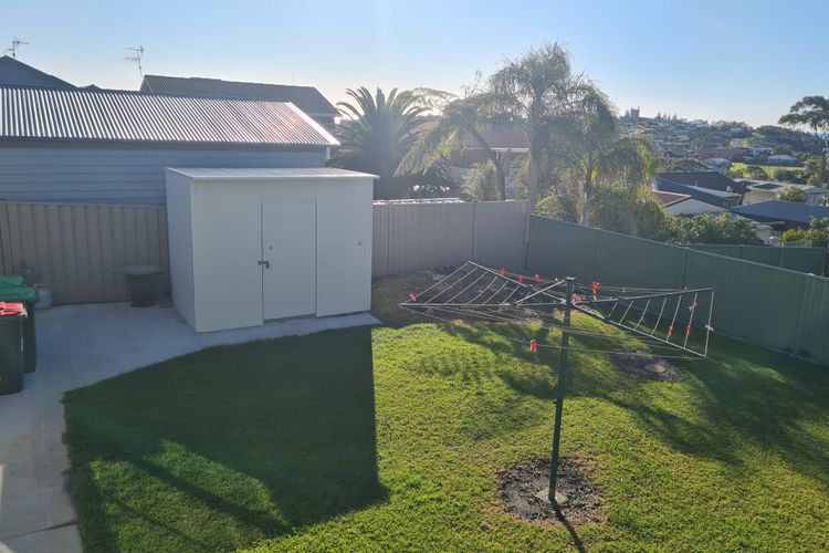 FISHOS HANGOUT 2- 2/21 Sinclair Street