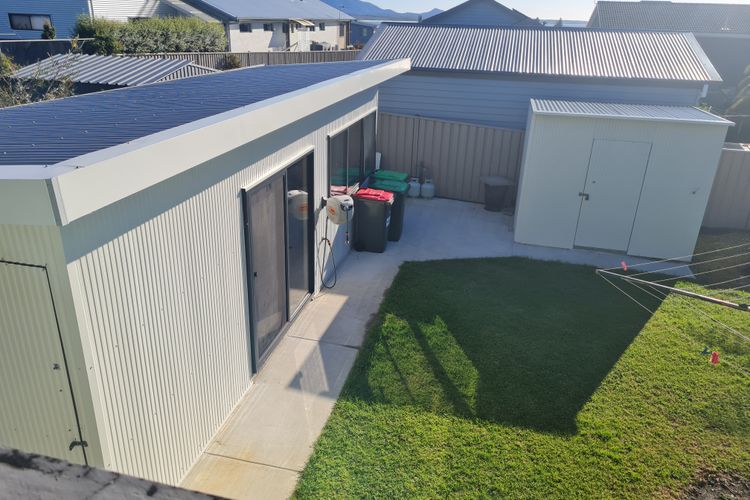 FISHOS HANGOUT 2- 2/21 Sinclair Street