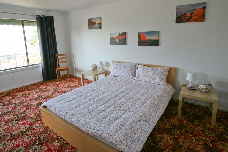 GULL COTTAGE: 7 Pacific Drive- Ocean views