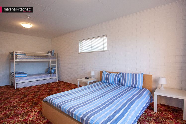 GULL COTTAGE: 7 Pacific Drive- Ocean views