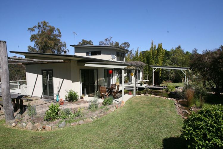 HIDDEN OASIS: 65 Strudwicks Road- Peaceful, pet friendly