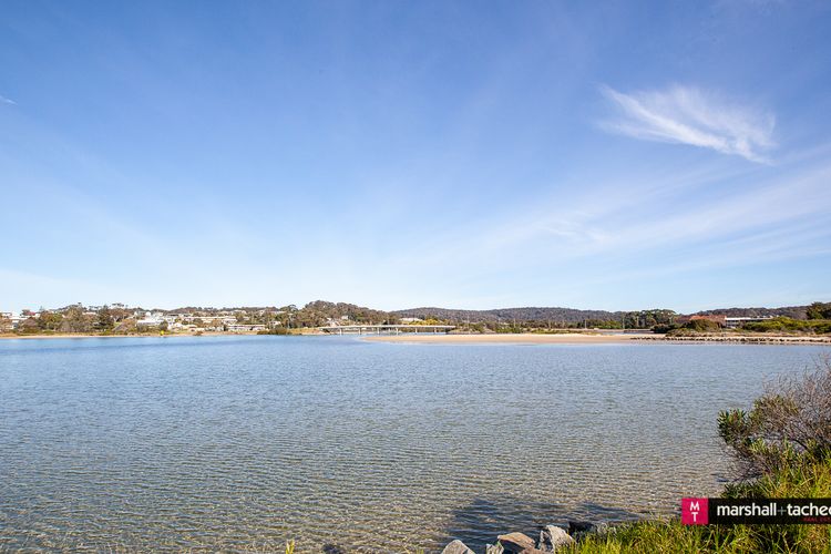 MARLIN WATERS 2: 2/8 Narira Street- Sleek, stylish unit, Bermagui