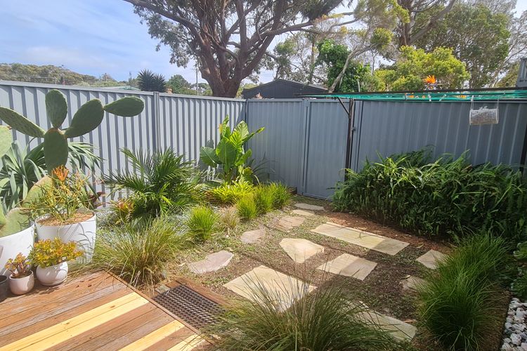 MARLIN WATERS 6: 6/8 Narira Street Holiday Unit , walk to beach and river, Bermagui