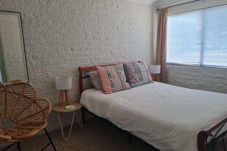 MARLIN WATERS 6: 6/8 Narira Street  Holiday Unit , walk to beach and river, Bermagui