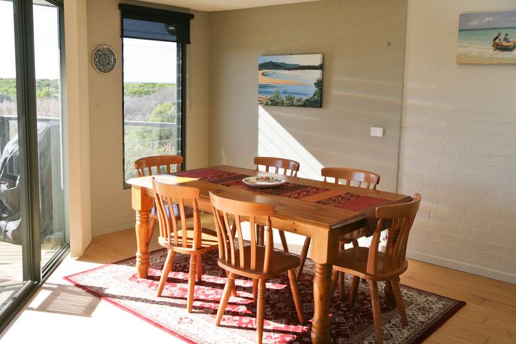Moorhead Cove Beach Unit, With pool Bermagui