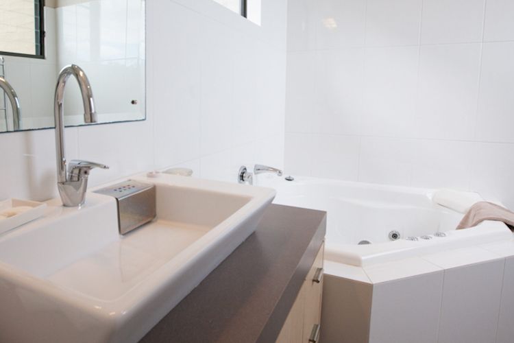 Moorhead Cove Beach Unit, With pool Bermagui