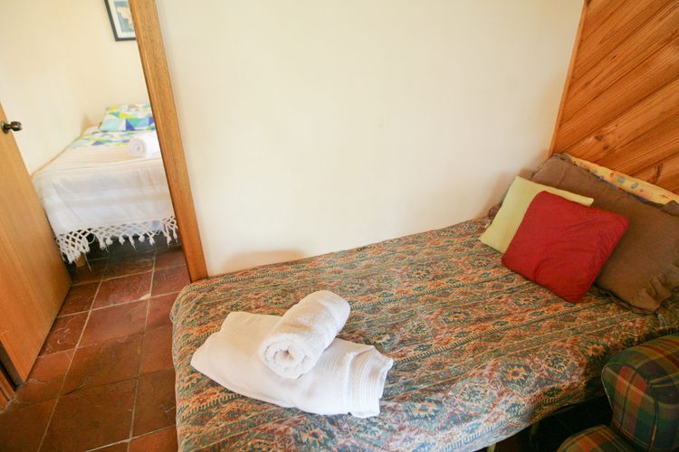 NUTLEY COTTAGE: 74 Nutley’s Creek Road- River view