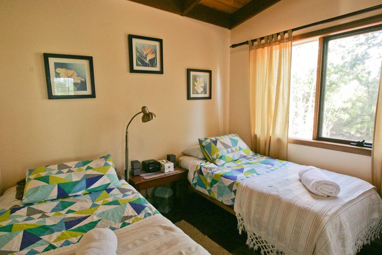 NUTLEY COTTAGE: 74 Nutley’s Creek Road- River view