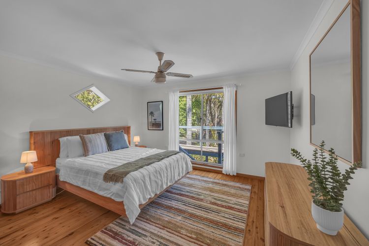 OCEAN LOOKOUT: 69 Bunga St- Magnificent ocean view