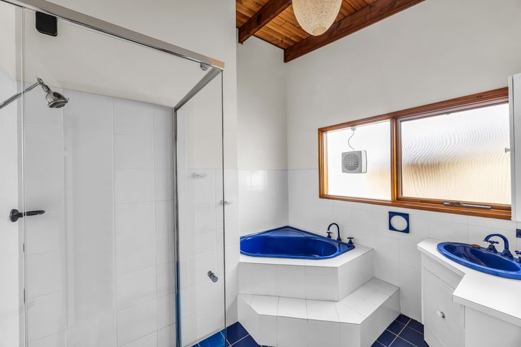 Ocean Pearl – Bunga St 61