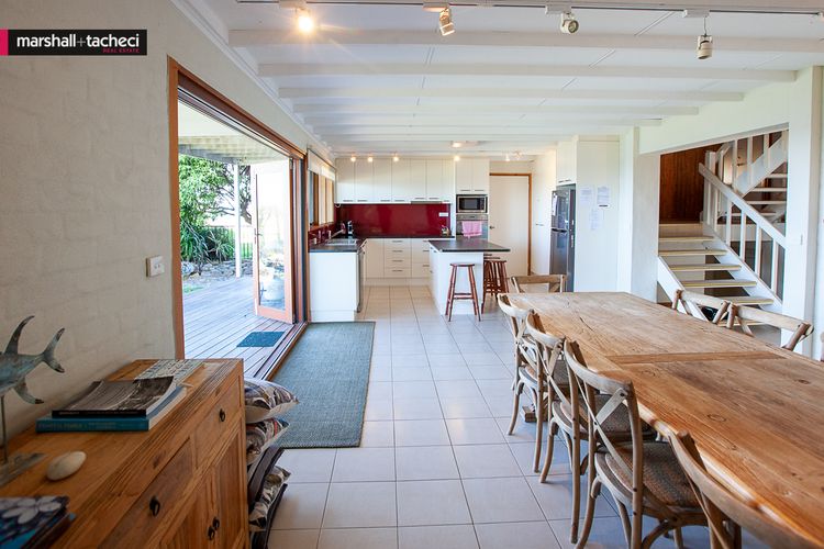 OCEAN PEARL-61 Bunga Street- Luxury, beachfront, Bermagui