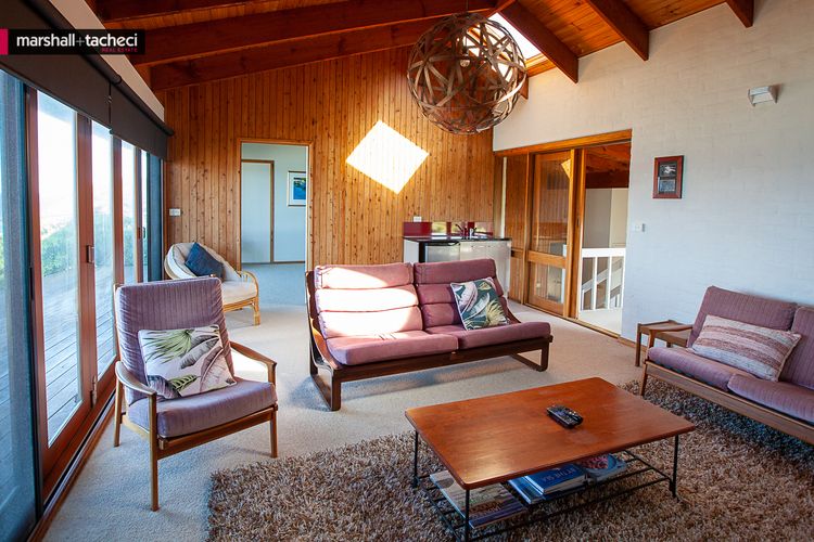 OCEAN PEARL-61 Bunga Street- Luxury, beachfront, Bermagui