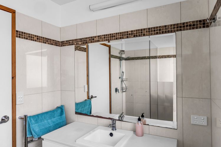 Ocean Pearl – Bunga St 61
