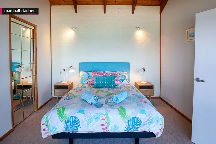 OCEAN PEARL-61 Bunga Street- Luxury, beachfront, Bermagui