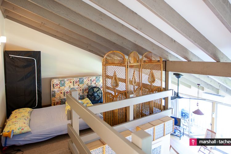 OUTLOOK 1: Townhouse, Sleeps 6 close to beach, Bermagui