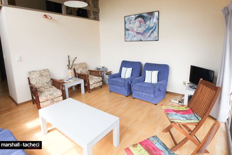 OUTLOOK 1: Townhouse, Sleeps 6 close to beach, Bermagui