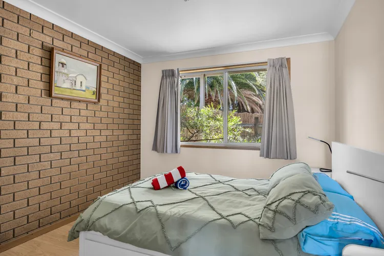 Outlook 1 – Unit 1 Narira St 9
