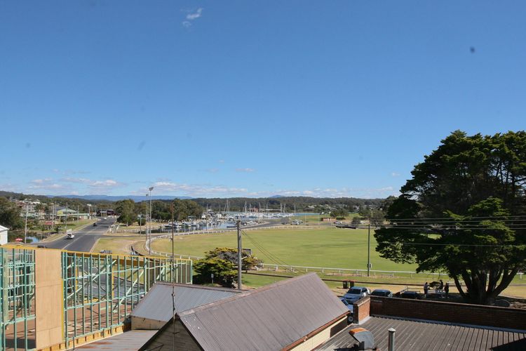 BEACH PAD: 1/2 Wallaga Street