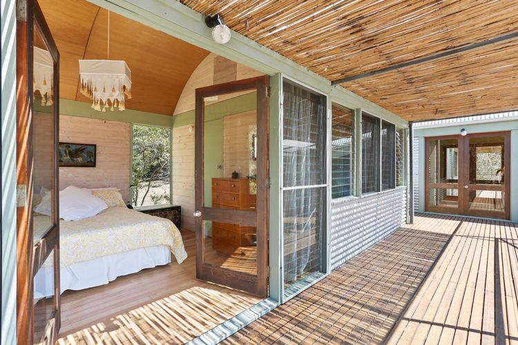 RIKKARA SANCTUARY: 19 Rikkara Avenue- Private retreat