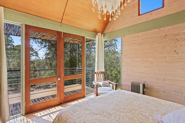 RIKKARA SANCTUARY: 19 Rikkara Avenue- Private retreat