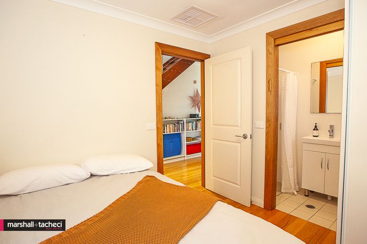 SALT WATER VILLA- 15a Barragoot St –