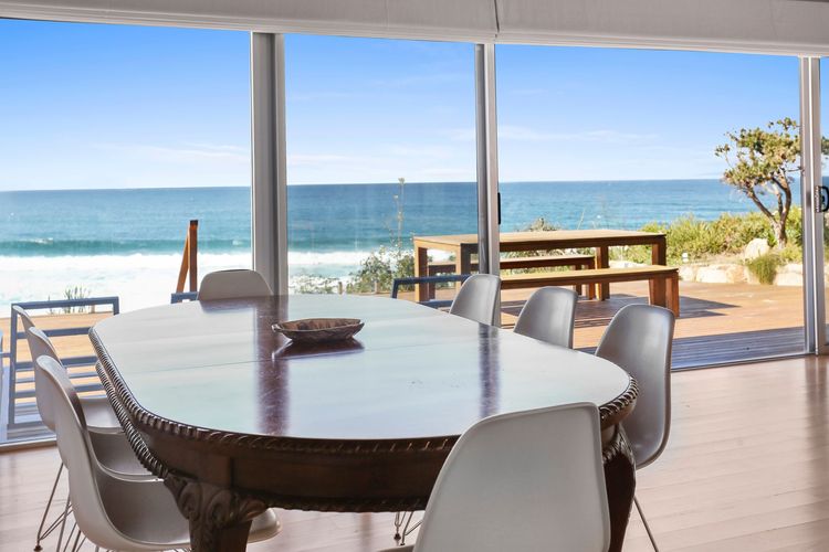 THE VIEW -49 Bunga St- Impressive beachfront home