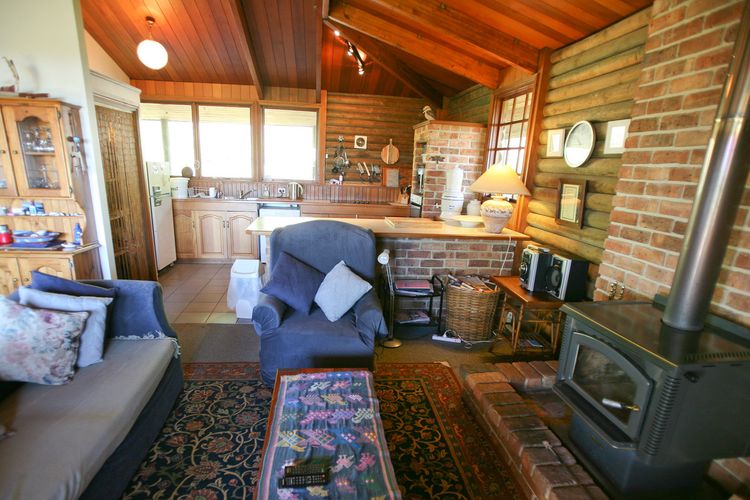 TILBA HEIGHTS: 37 Punkalla-Tilba Road- Central Tilba