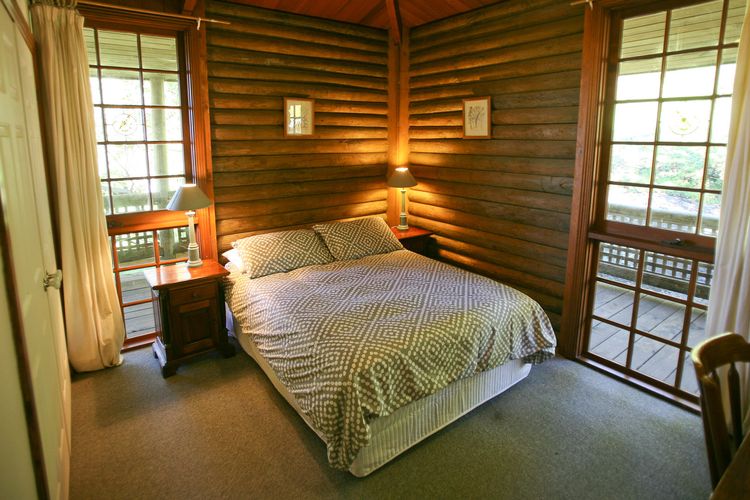 TILBA HEIGHTS: 37 Punkalla-Tilba Road- Central Tilba