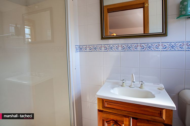 Moorhead beach cottage BERMAGUI – 60 Wallaga Lake Road